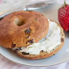 Cinnamon Raisin Bagel & Cream Cheese